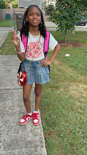 JONELLE BCK TO SCHOOL