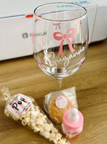 2064058961144844288